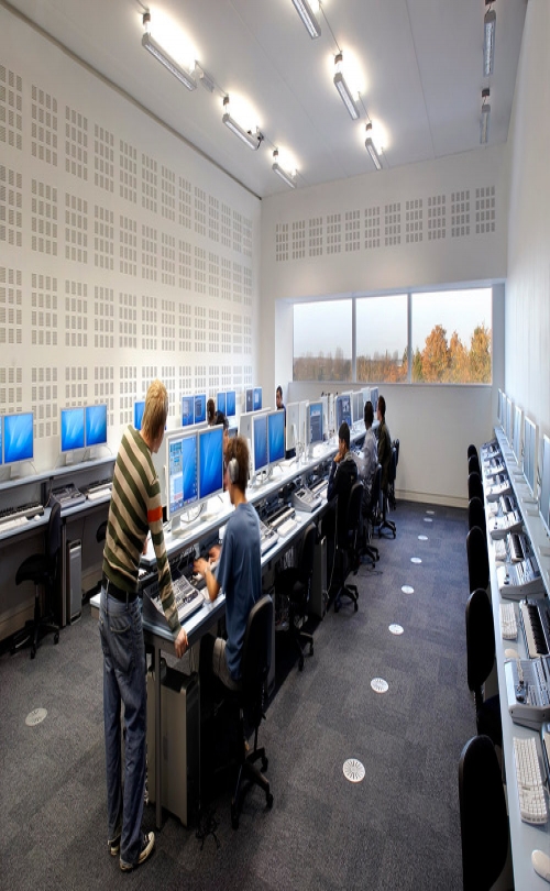 University of Hertfordshire - De Havilland Campus